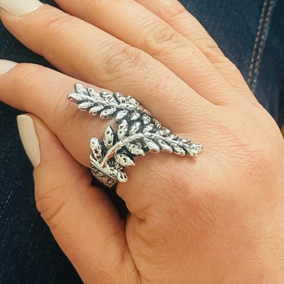 Statement Ring Leaf Ring Antique Silver Stretch Ring - Picture 6 of 7